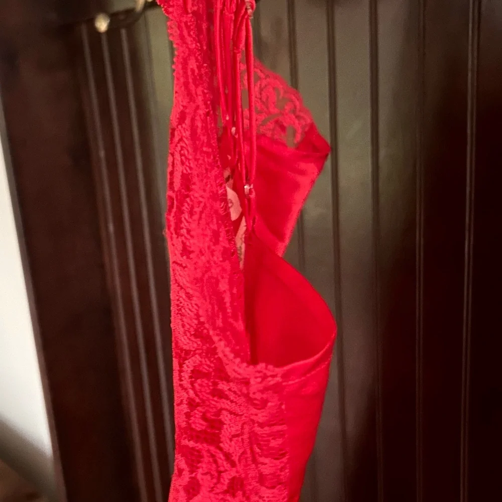 Y2K VICTORIAS SECRET Babydoll Cherry Red Lace Trim Mini Slip Dress Coquette Sz M - Picture 6 of 9